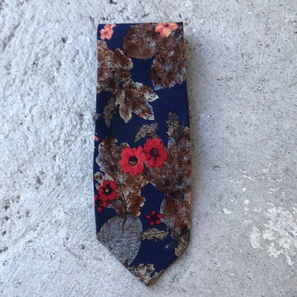 Valentino silk tie